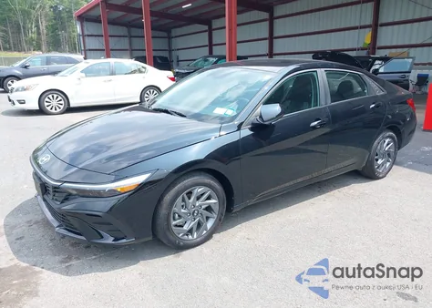 2024 Hyundai Elantra Sel from USA, damaged, VIN KMHLM4DG5RU812976